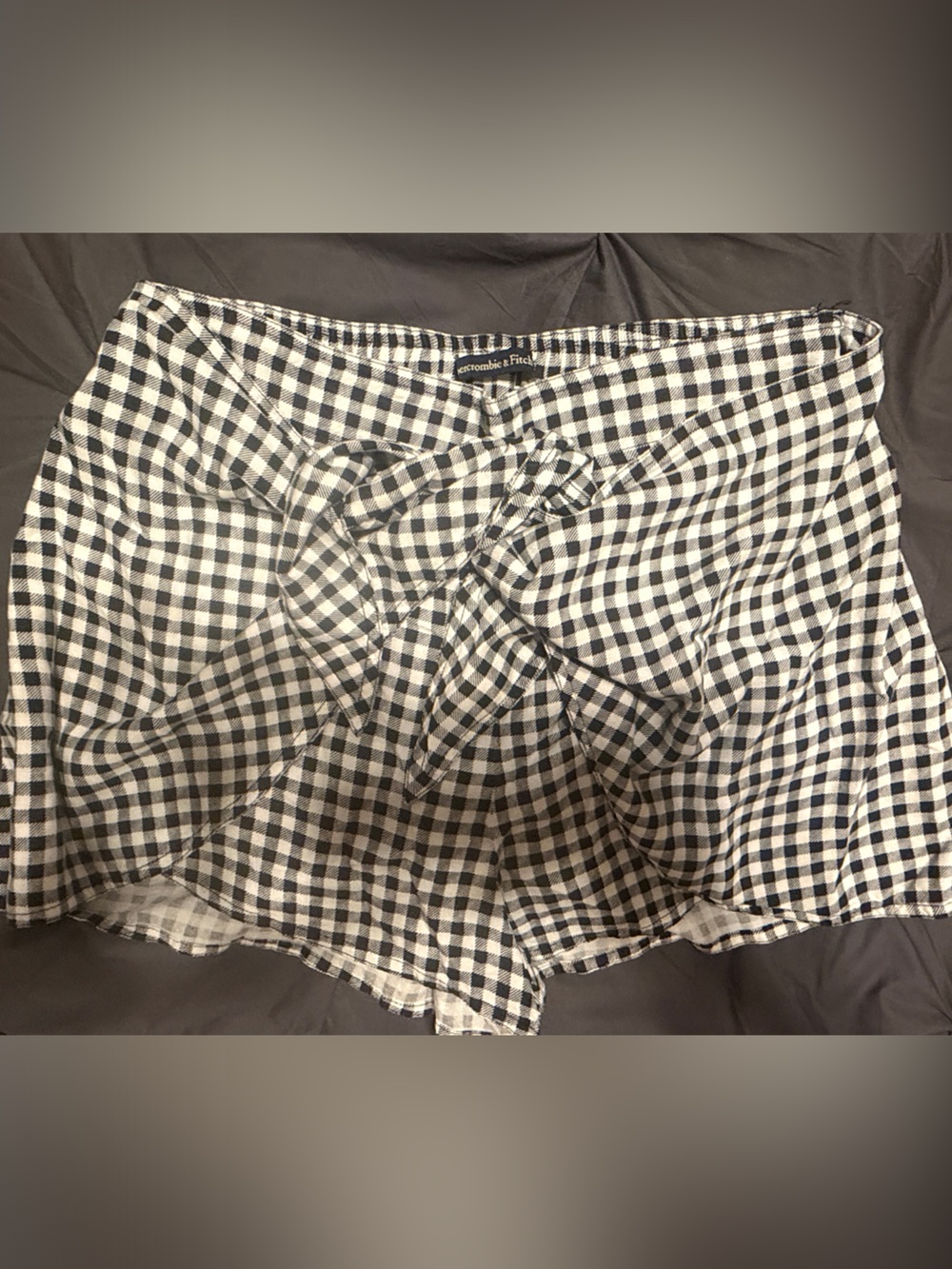 American Eagle Outfitters Black and White Gingham Button-Down Shirt